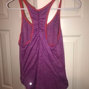 lululemon tank!